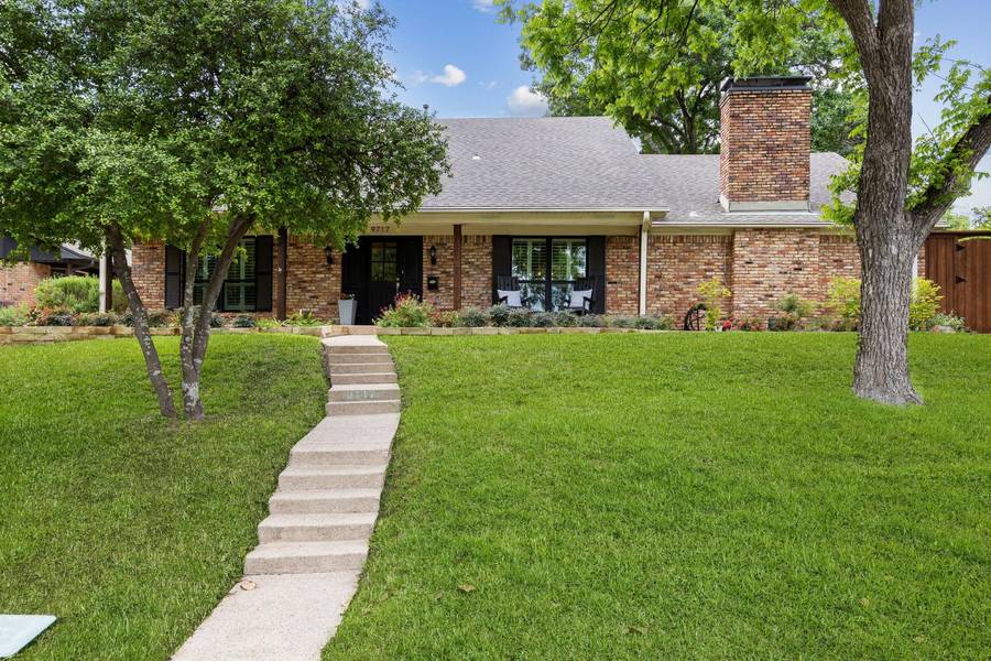 9717 Ravensway Drive, Dallas, TX 75238