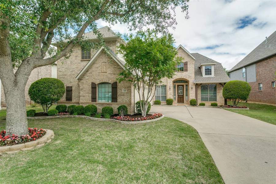 221 Edenderry Drive, Keller, TX 76248