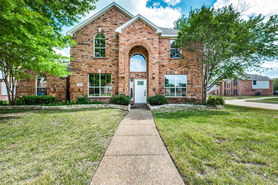 8702 Lakeside Drive, Rowlett, TX 75088