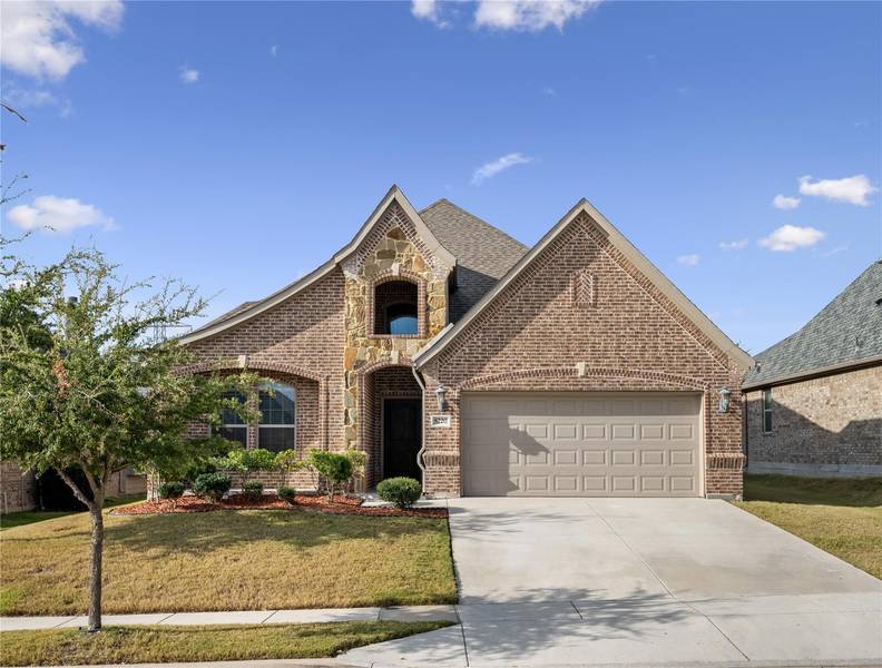 5220 Cross Plains Court, Fort Worth, TX 76126