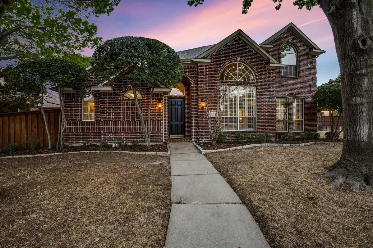 Plano, TX 75025,8701 Girvan Drive