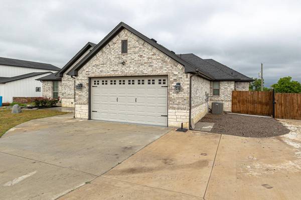 7715 Blanchard Way, Fort Worth, TX 76126