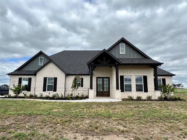 2055 Sunset Ridge Drive, Weatherford, TX 76087