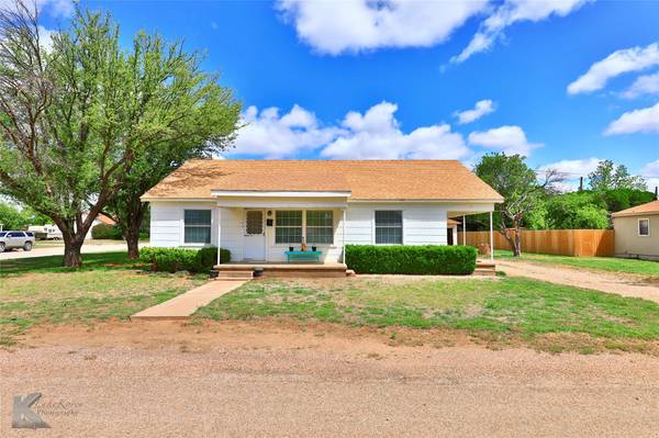 706 N 13th Street, Haskell, TX 79521