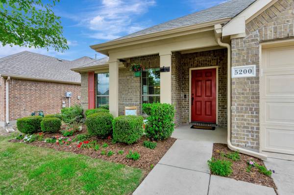 5200 Hidden Knolls Drive, Mckinney, TX 75071