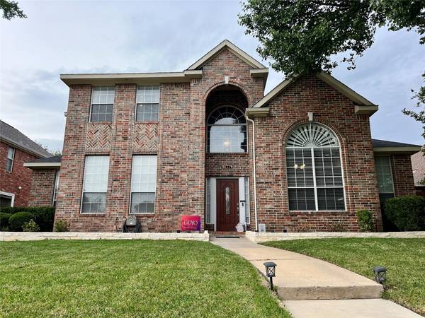 1006 Hackberry Court, Carrollton, TX 75007