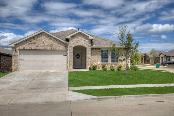 2200 Starling Street, Crandall, TX 75114