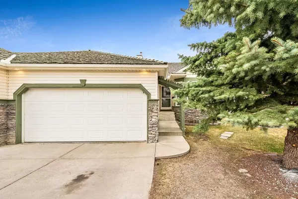 Calgary, AB T2X 3N4,93 Chaparral Villas SE