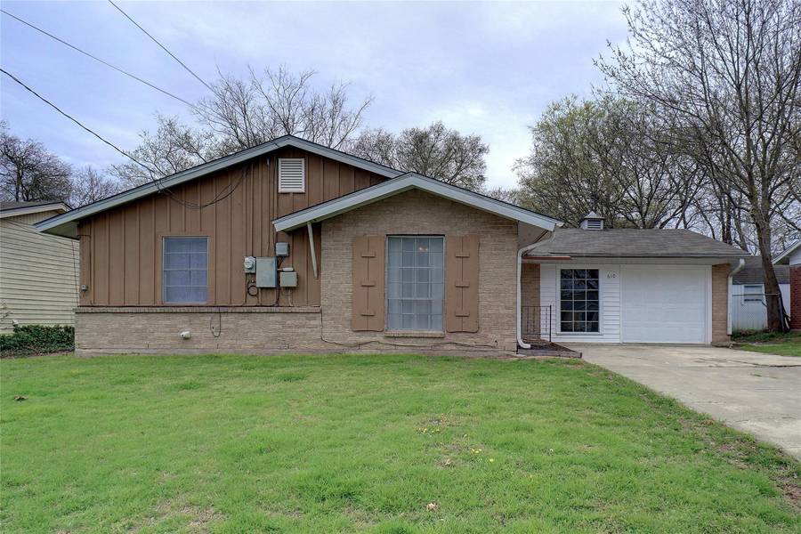 610 Hillside Drive, Sherman, TX 75090