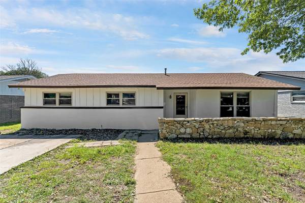 2511 Glacier Street, Irving, TX 75062