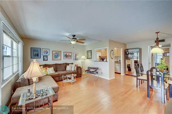 Boca Raton, FL 33434,237 Dorset F  #237