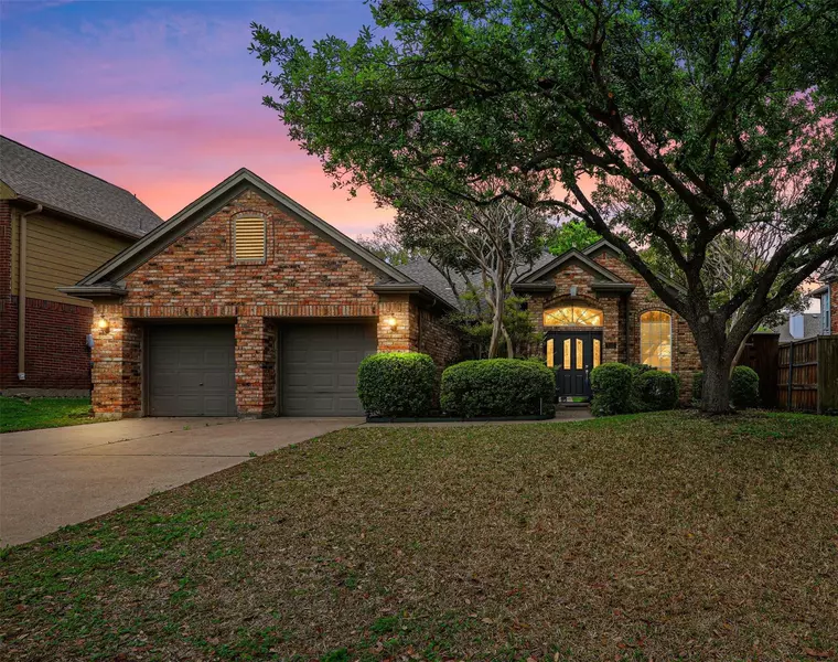 812 Wynnpage Lane, Plano, TX 75075