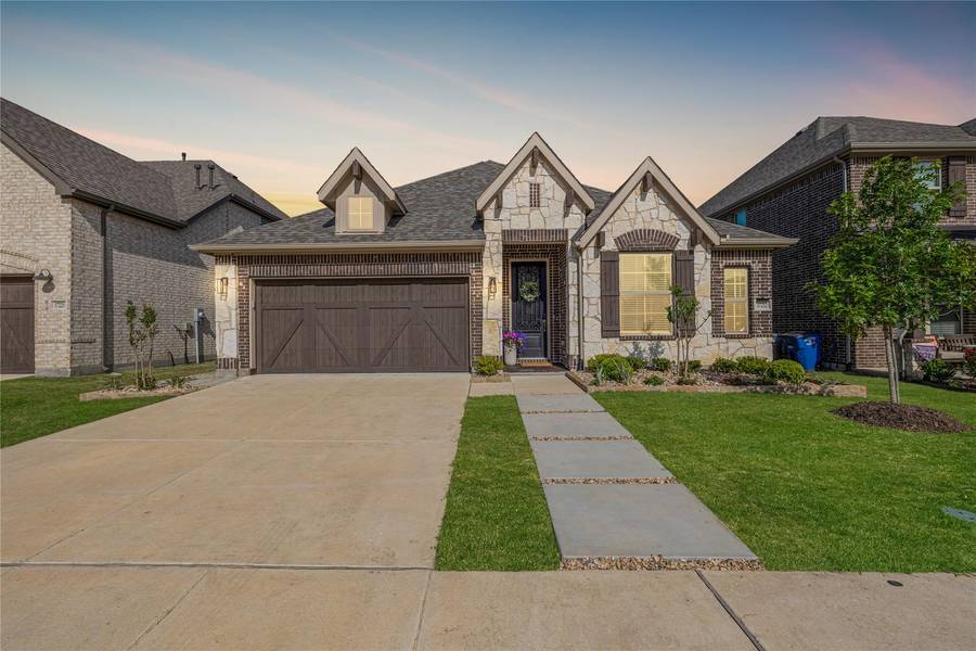 17212 Yellow Bells Drive, Dallas, TX 75252