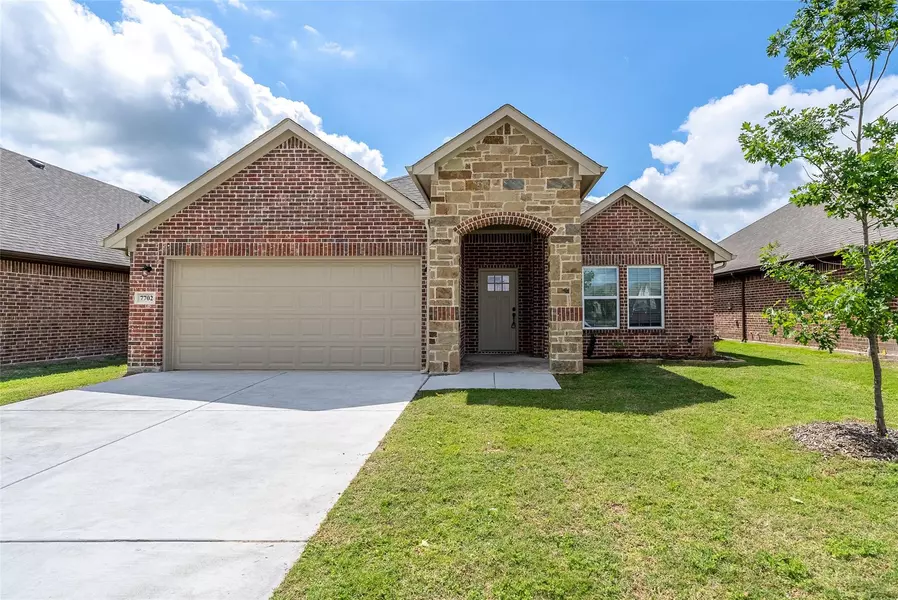 7702 Grant Lane, Greenville, TX 75402