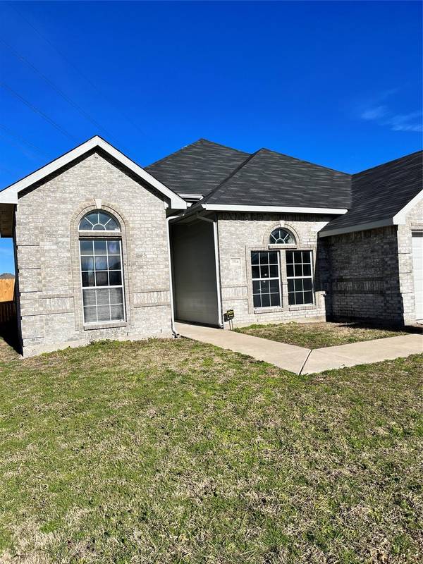 1814 Meadowlark Lane, Royse City, TX 75189