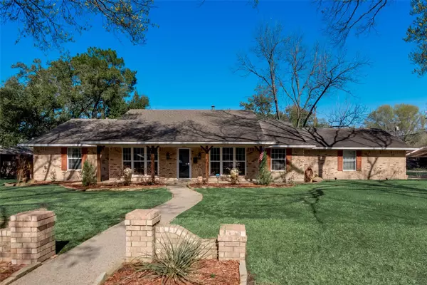 1900 Sycamore Avenue, Corsicana, TX 75110