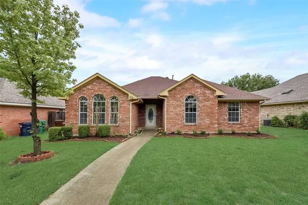 308 Plum Hollow, Denton, TX 76207