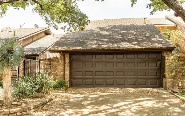 3481 Courtyard Circle, Farmers Branch, TX 75234