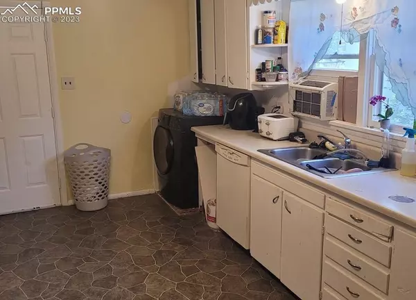 Las Animas, CO 81054,418 Moore AVE