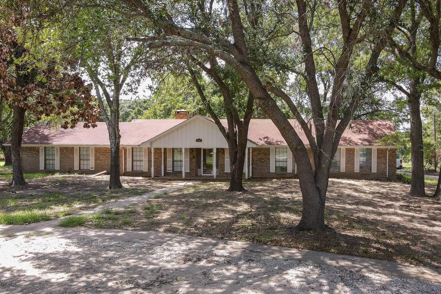 9380 Poe Lane, Scurry, TX 75158