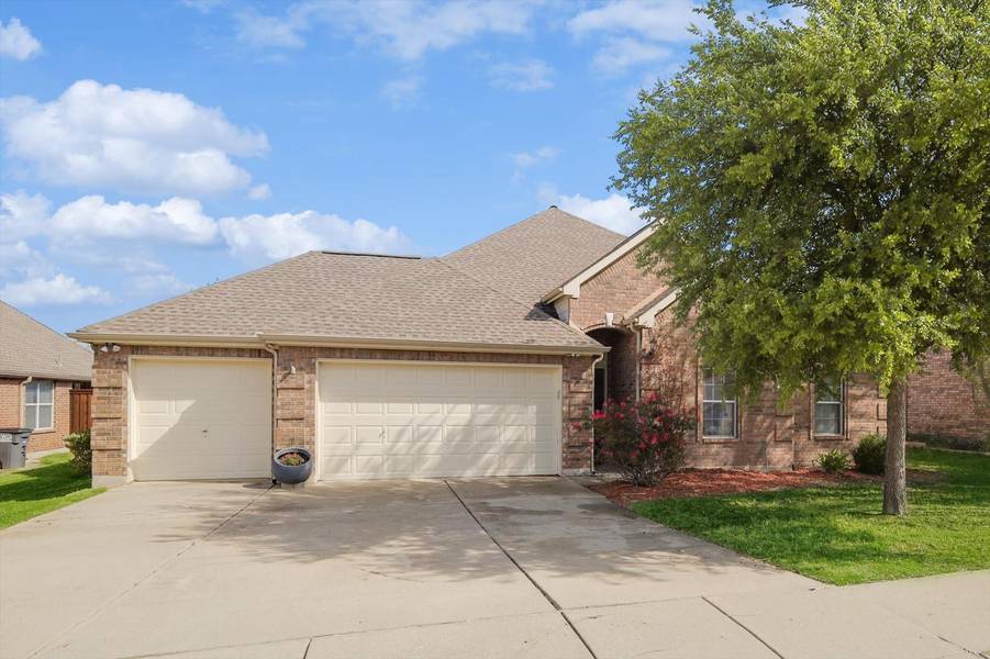 2309 Bridgeport Drive, Little Elm, TX 75068