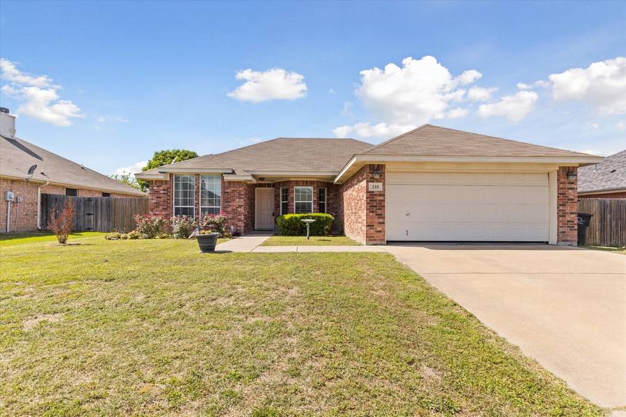 218 Rose Avenue, Cleburne, TX 76033