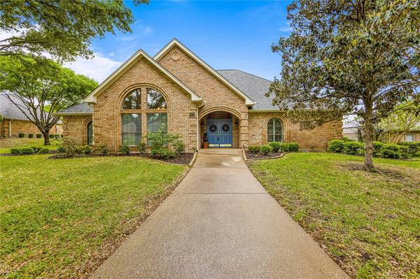 1409 Yardley Place,  Desoto,  TX 75115