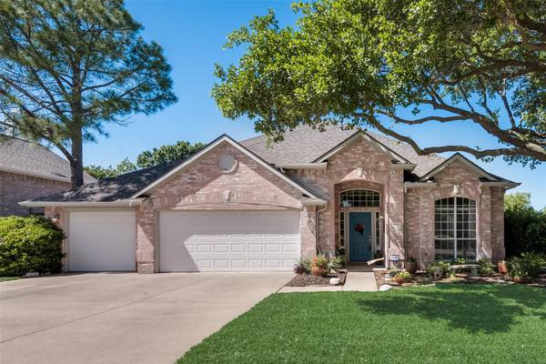 8717 Creekside Drive, Rowlett, TX 75089