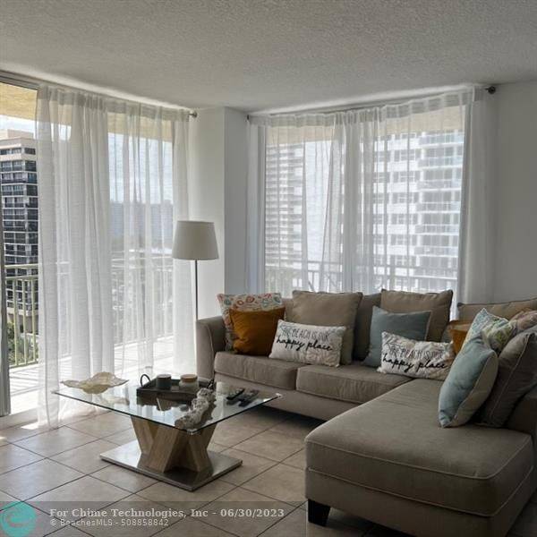 Hallandale Beach, FL 33009,2080 S Ocean Dr  #802