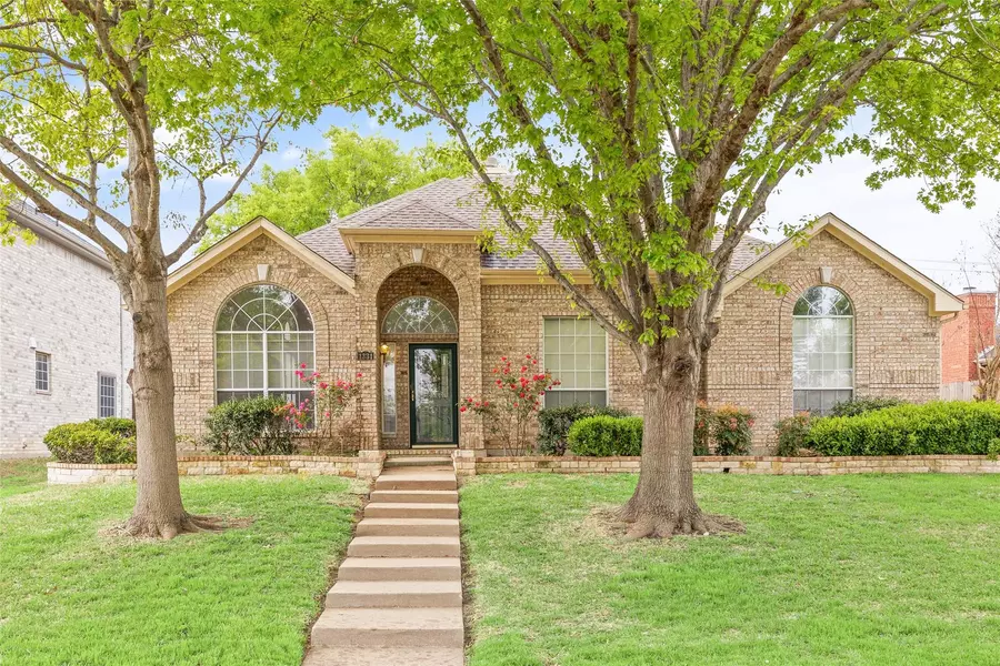 1331 Bold Forbes Drive, Grand Prairie, TX 75052