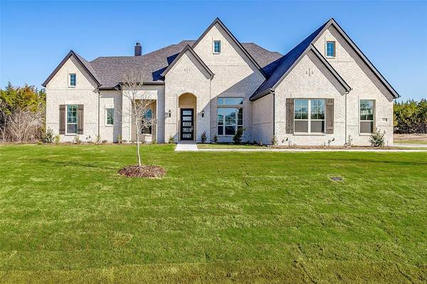 4001 Nola, Midlothian, TX 76065