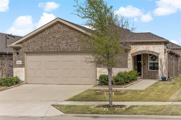 7609 Heritage Drive, Little Elm, TX 76227