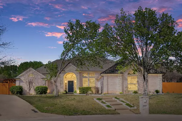 8805 Saint Annes Court, Fort Worth, TX 76179