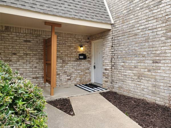 111 Trellis Place, Richardson, TX 75081