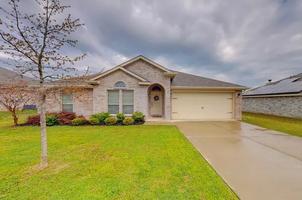 Forest Hill, TX 76140,3736 Dutch Iris Lane