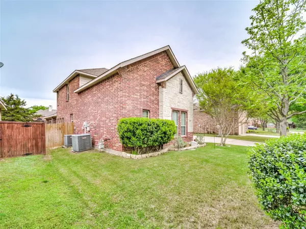 Corinth, TX 76208,1915 Creek Bend Drive