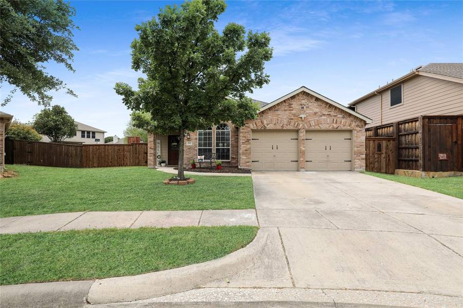 1612 Swan Court, Aubrey, TX 76227