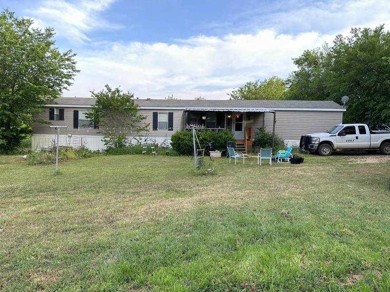 159 N Judd Street, Poolville, TX 76487