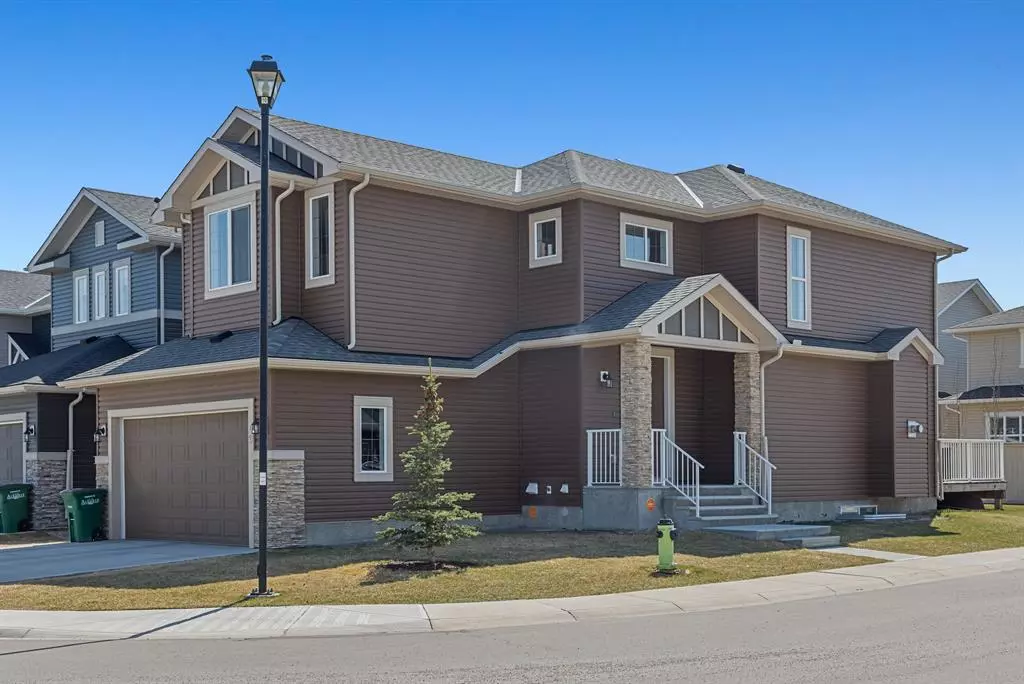 Airdrie, AB T4B 3V6,49 Baywater Lane SW