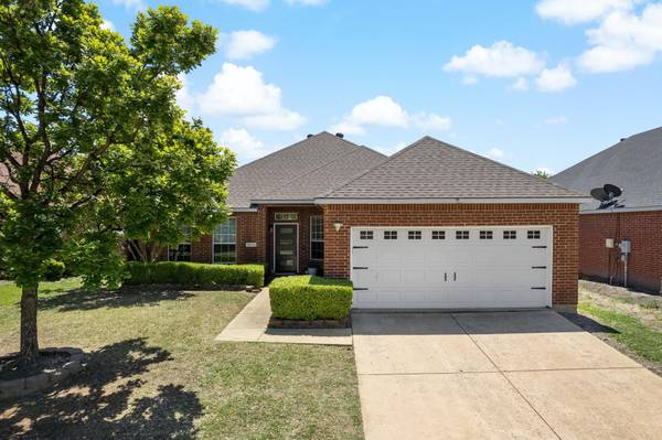 10714 Lansdowne Lane, Rowlett, TX 75089