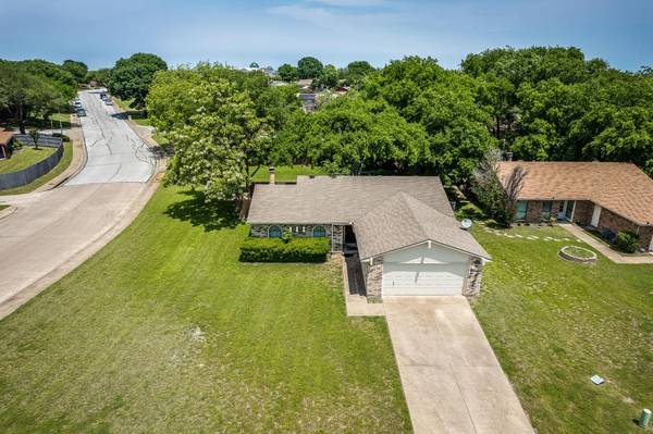 659 Randa Lane, Desoto, TX 75115