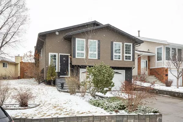 Calgary, AB T3K 1P7,23 Berwick CRES NW