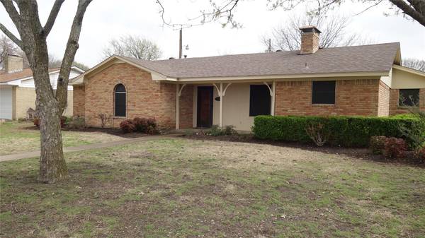 307 Lasalle Drive,  Van Alstyne,  TX 75495