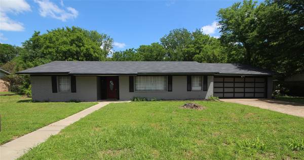 618 Sides Circle, Canton, TX 75103