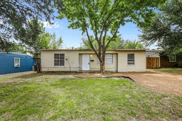 232 Casalita Drive, Garland, TX 75040