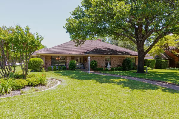 3509 Cliffwood Drive, Colleyville, TX 76034