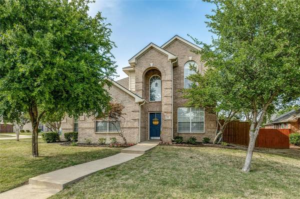 2710 Quail Hollow Drive, Sachse, TX 75048