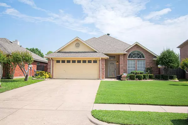 Grand Prairie, TX 75052,2862 Briar Hill Drive