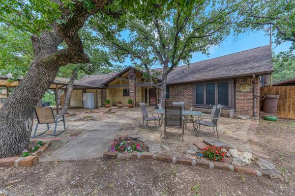 7713 Wolf Hollow,  Brock,  TX 76066