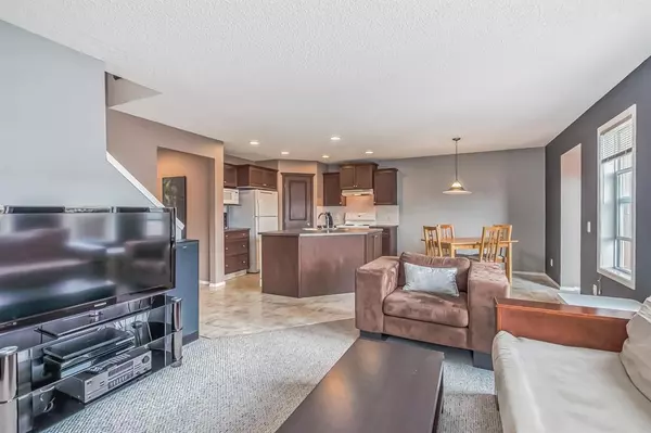 Calgary, AB T2Z 3M2,1072 Prestwick CIR SE